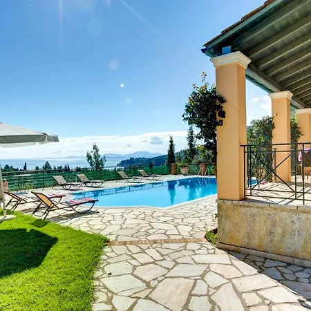 Vila Kerasia House By